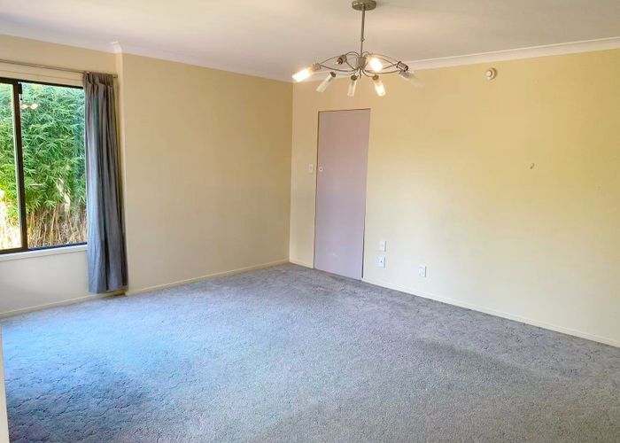  at 23 Mountbatten Ave, Hillcrest, North Shore City, Auckland