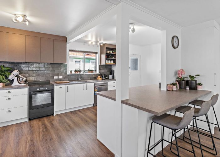  at 25 Surrey Street, Solway, Masterton
