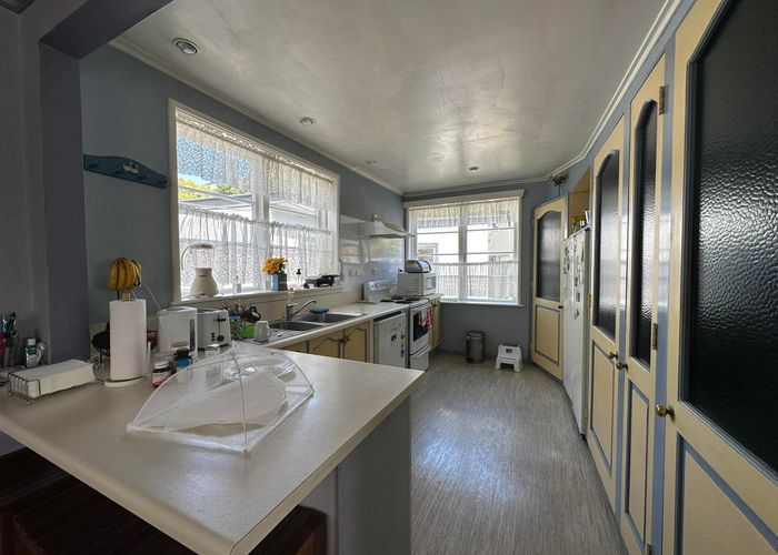  at 22 Stokes Valley Road, Stokes Valley, Lower Hutt, Wellington