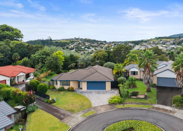  at 27 Lysaght Place, Welcome Bay, Tauranga