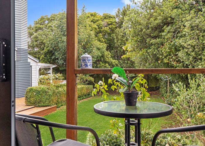  at 297 lake terrace road, Burwood, Christchurch City, Canterbury