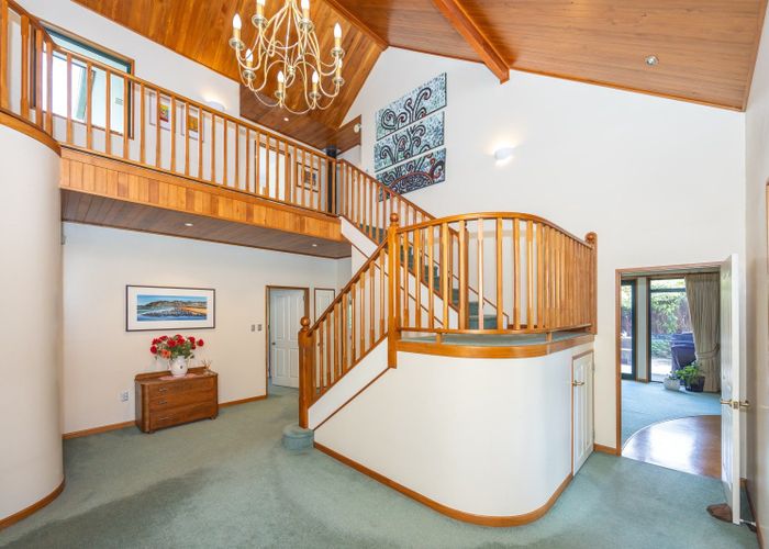  at 19 Parkside Drive, Huntington, Hamilton