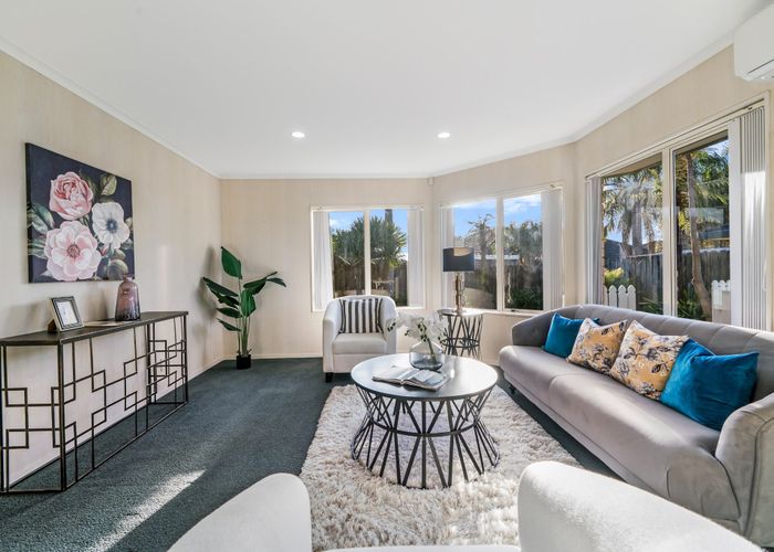 at 7 Newbliss Crescent, East Tamaki Heights, Auckland
