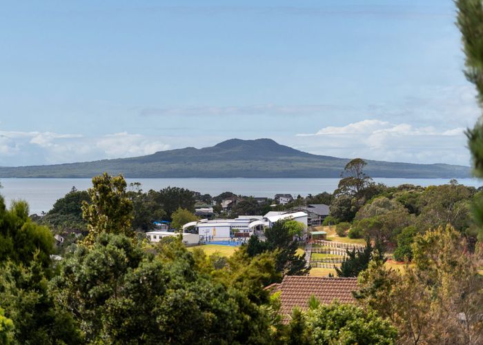  at 8 Shearwater Rise, Rothesay Bay, Auckland