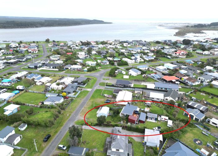  at 7 Chaffey Street, Foxton Beach, Horowhenua, Manawatu / Whanganui