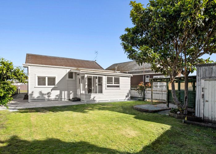  at 17 Hunter Street, Te Hapara, Gisborne