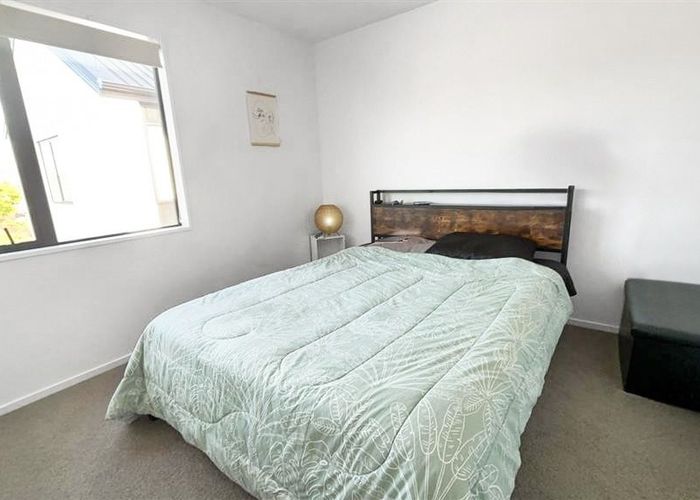  at 2/49 Mclean Street , Linwood, Christchurch City, Canterbury