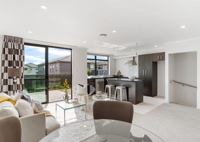  at 31/182 Flat Bush School Road, Flat Bush, Manukau City, Auckland