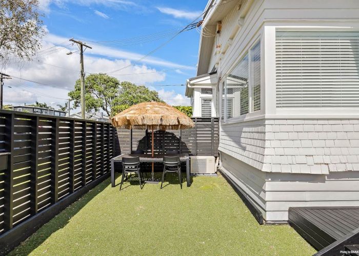  at 4/2 Rawene Avenue, Westmere, Auckland City, Auckland