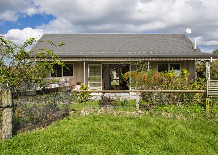  at 16 MacLaurin Road, Makauri, Gisborne