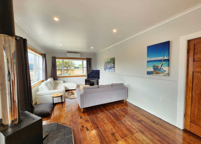 at 8 Standish Street, Inglewood