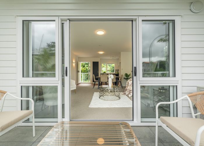  at 8B Arotau Place, Grafton, Auckland City, Auckland