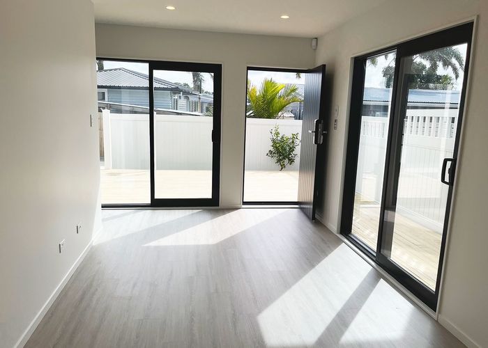  at 15C Renata Crescent, Te Atatu Peninsula, Waitakere City, Auckland