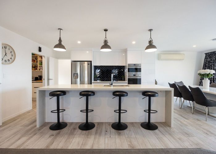  at 21 Brywood Rise, Flagstaff, Hamilton