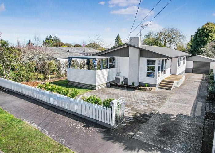  at 28 Forth Crescent, Glenview, Hamilton