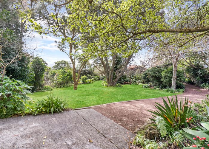  at 84 Landscape Road, Mount Eden, Auckland