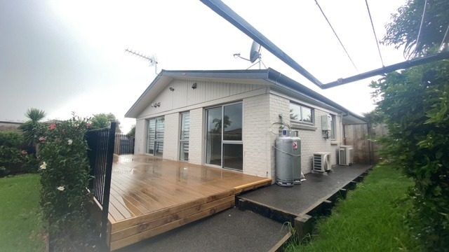  at 12A Fielding Crescent, Farm Cove, Manukau City, Auckland