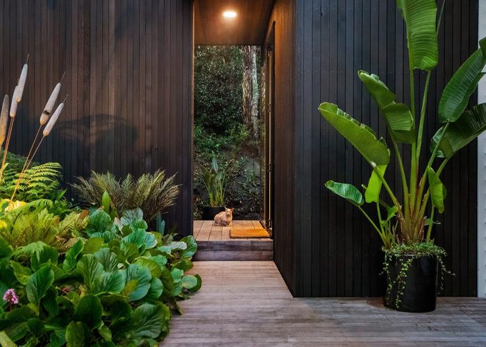  at 73 Takahe Road, Titirangi, Auckland