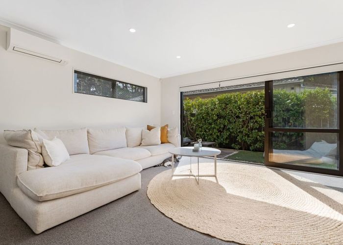  at 40B Waddell Avenue, Point England, Auckland City, Auckland