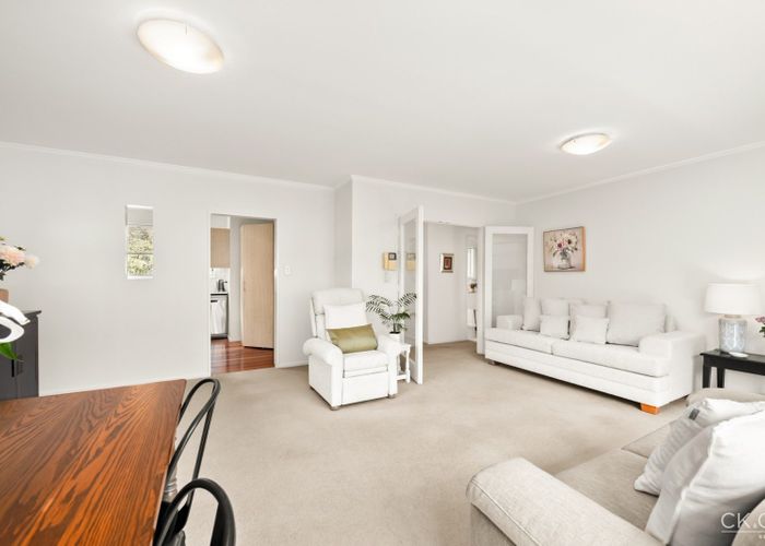  at 52b Queens Grove, Lower Hutt, Lower Hutt, Wellington