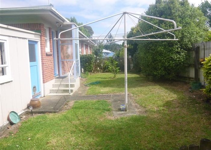  at 6 Claymore Street, Manurewa, Auckland