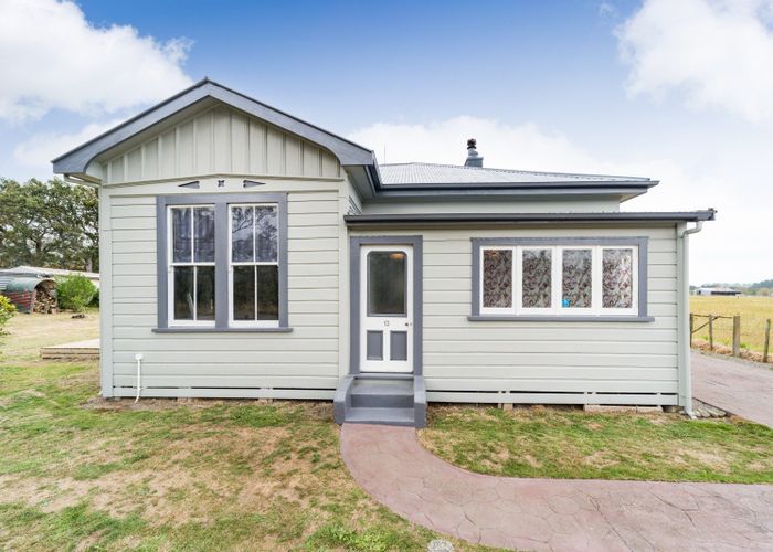  at 13 Karaka Street, Tokomaru, Palmerston North