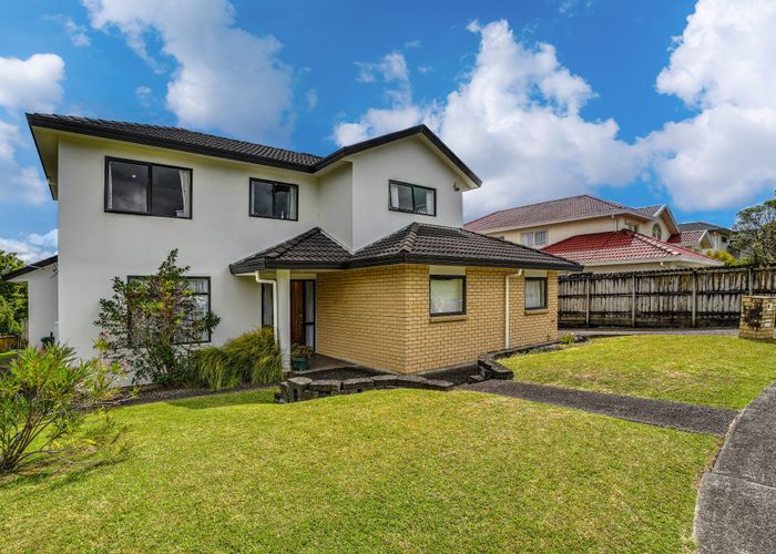  at 23 Medallion Drive, Oteha, Auckland