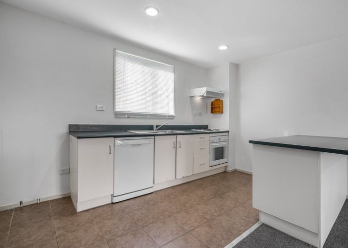 at 28/10 Ruru Street, Eden Terrace, Auckland City, Auckland