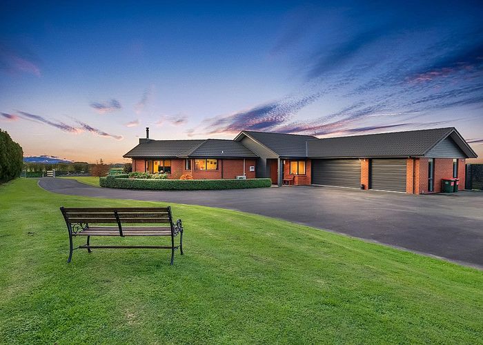  at 182 Cross Road, Lepperton, New Plymouth