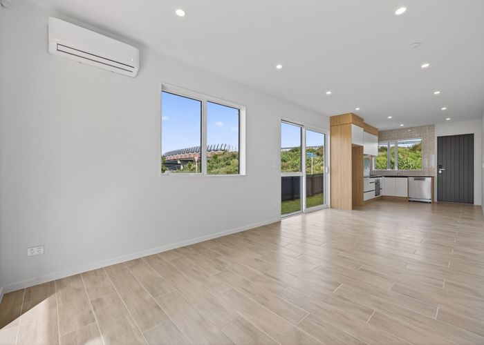  at 9 Wingrove Close, Rosehill, Papakura, Auckland