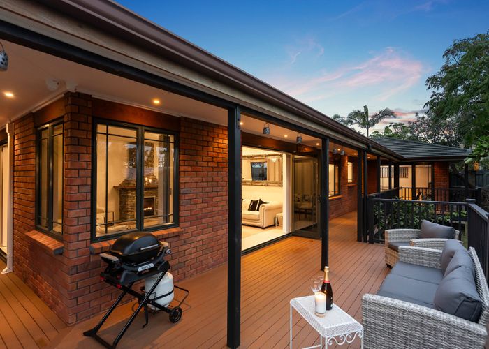  at 5 Ridgemount Rise, Mangere Bridge, Manukau City, Auckland