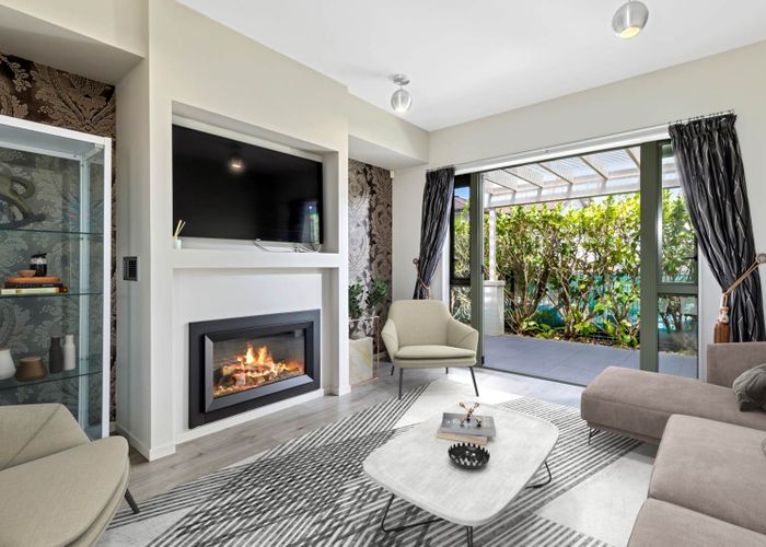  at 9 Hatfield Place, Albany Heights, Auckland