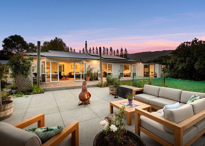  at 74 Woodside Road, Woodside, Outram