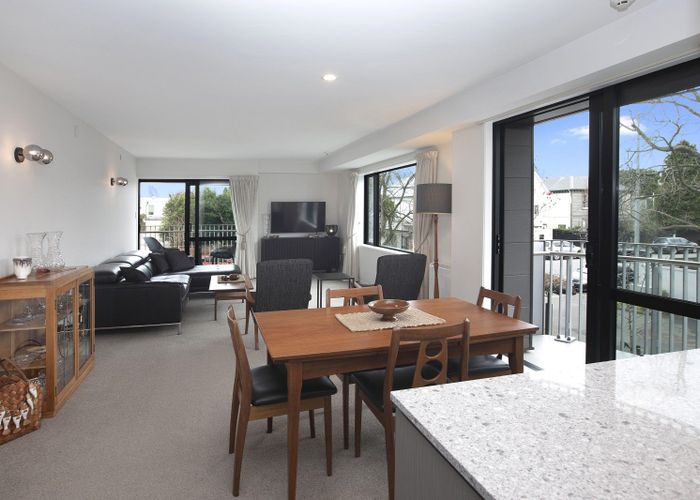  at 5/28 Gloucester Street, Christchurch Central, Christchurch
