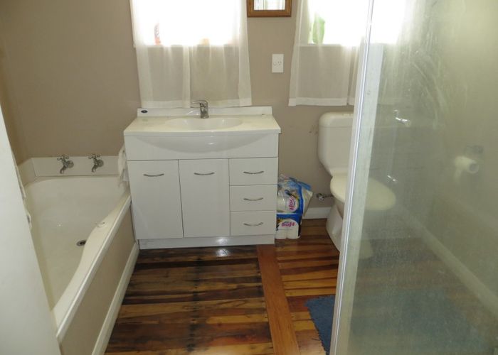  at 44 Wood Street, Takaro, Palmerston North