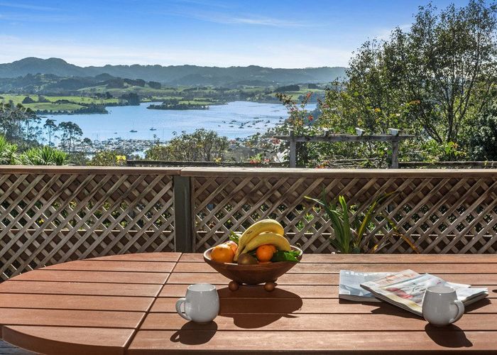 For sale 76 Brick Bay Drive, Sandspit, Rodney, Auckland homes.co.nz