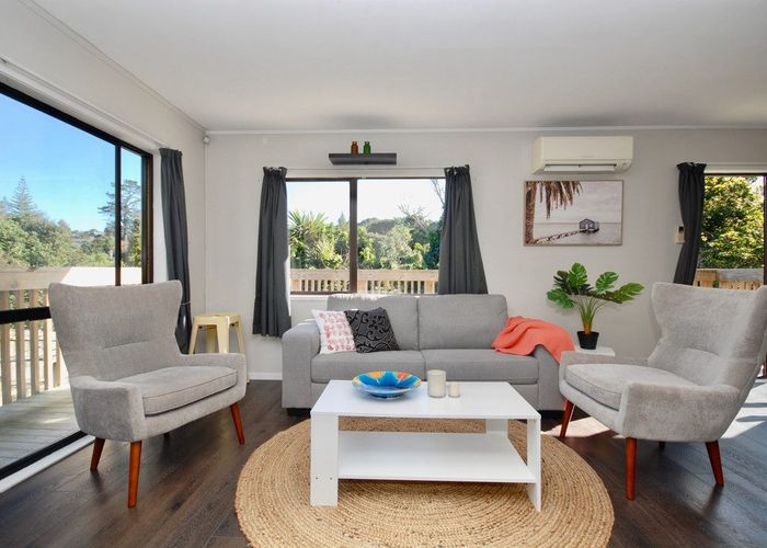  at 2/47 Flaxdale Street, Birkdale, North Shore City, Auckland