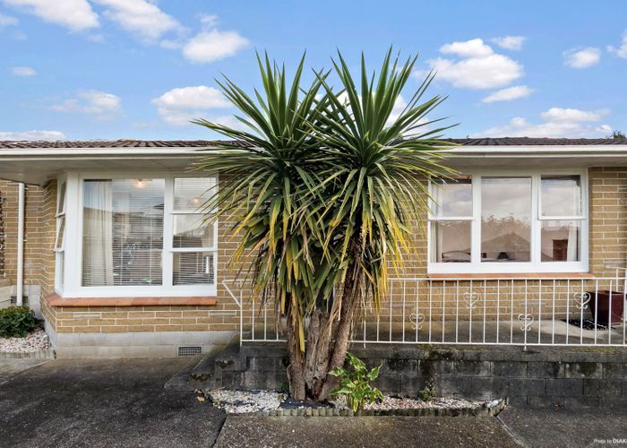  at 4/222 Edmonton Road, Te Atatu South, Auckland