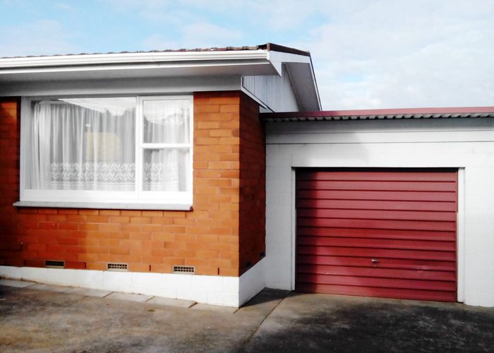  at 2/1296 Dominion Rd, Mount Roskill, Auckland City, Auckland