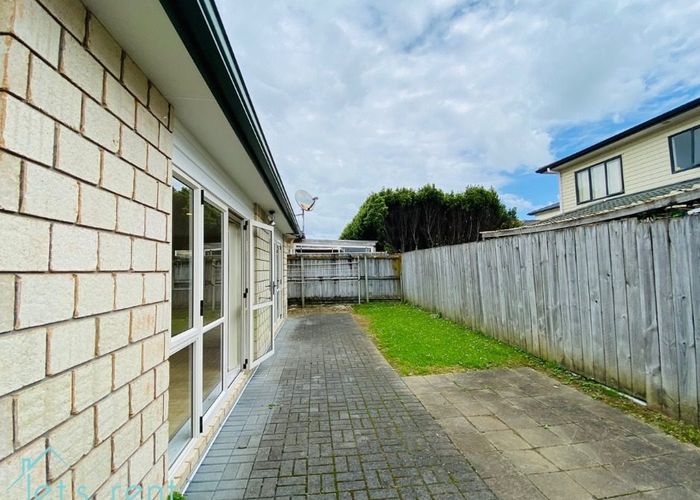  at 9 Maypark Crescent, Flat Bush, Manukau City, Auckland