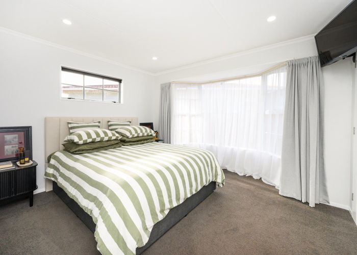  at 35 Hillcrest Drive, Kelvin Grove, Palmerston North, Manawatu / Whanganui