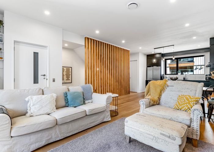  at 7/16 Williamson Avenue, Belmont, North Shore City, Auckland