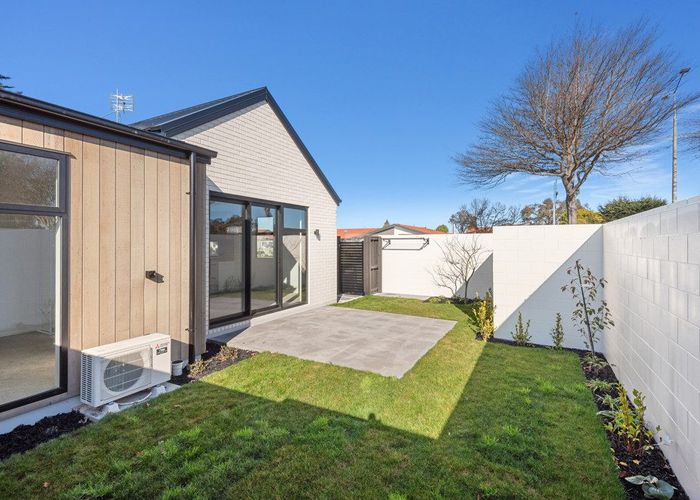  at 1/240 Harewood Road, Bishopdale, Christchurch City, Canterbury