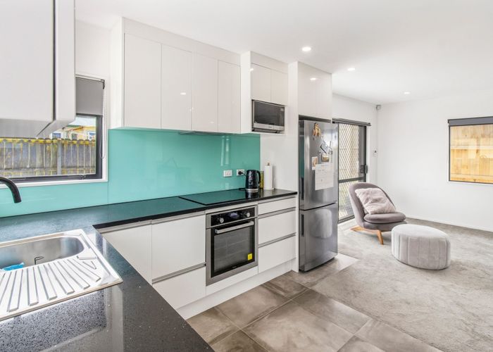  at 3a Randwick Place, Randwick Park, Manukau City, Auckland