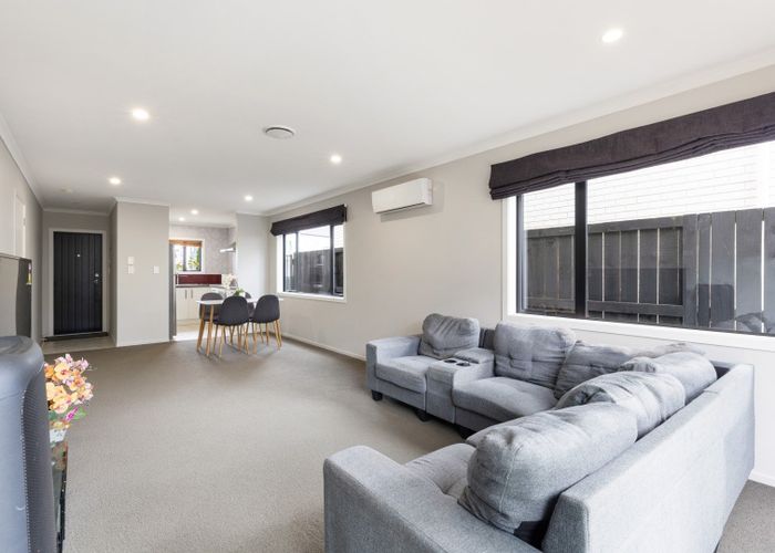  at 36 Tennille Street, Flagstaff, Hamilton