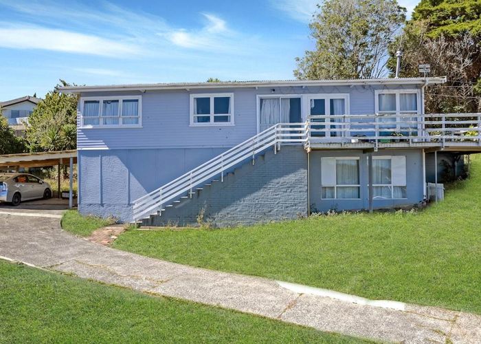  at 14 Barkes Place, Mount Roskill, Auckland