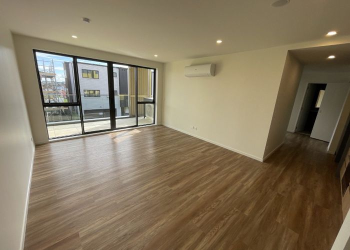  at 103/5 Newelm Lane, Flat Bush, Manukau City, Auckland