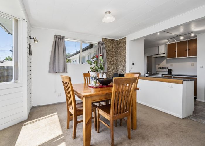 Free property data for 69 Dundas Road, Sanson, Sanson homes.co.nz