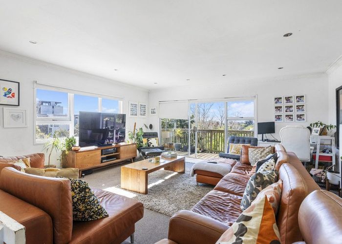  at 1A Argyle Road, Browns Bay, North Shore City, Auckland