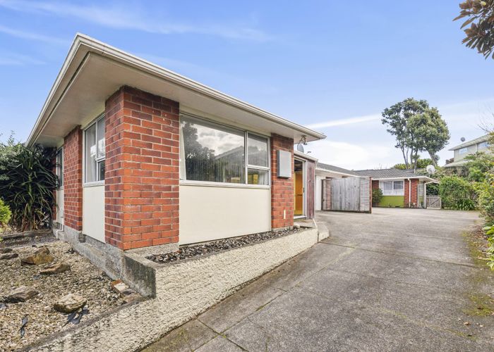  at 2/40 Teoti Street, Paraparaumu Beach, Kapiti Coast, Wellington